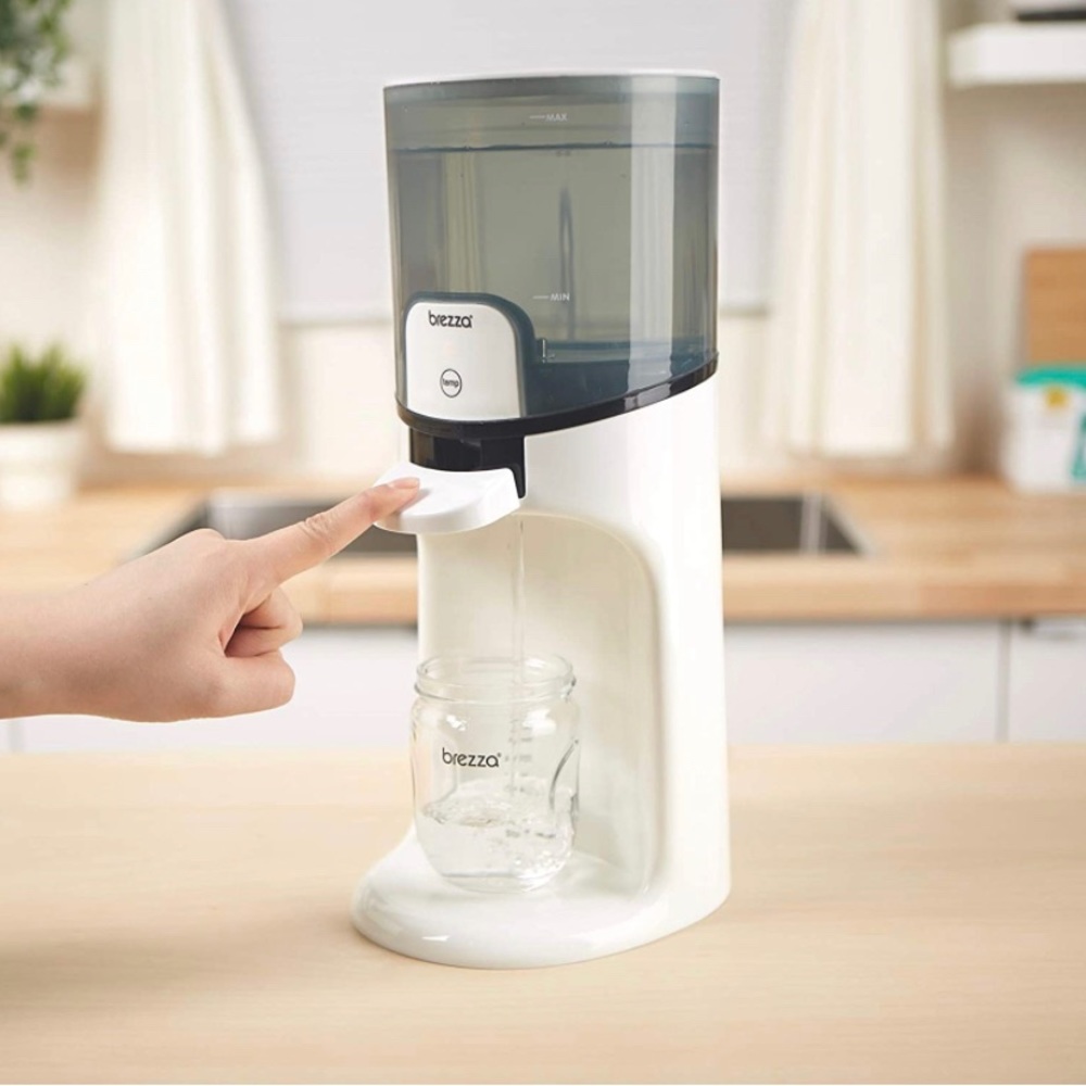Instant Formula Warmer for Baby Bottles1 New in its box, it has not been opened